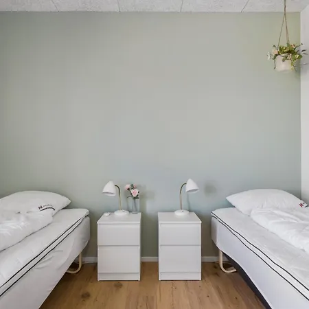 4 Bedroom In 펜션 Skjern